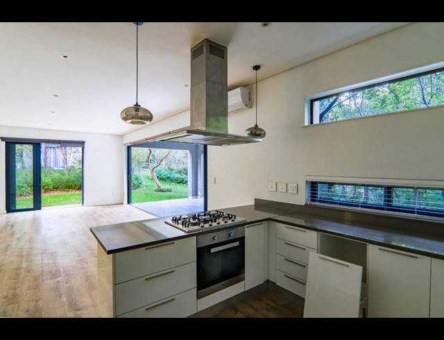 3 BEDROOM APARTMENT FOR SALE IN STEYN CITY